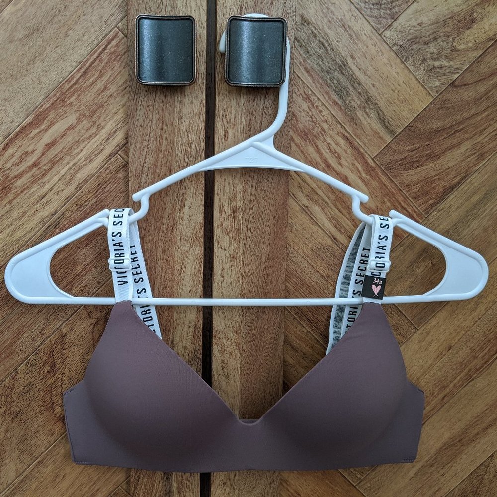 NWT Victoria's Secret 34B Lightly Lined Bra